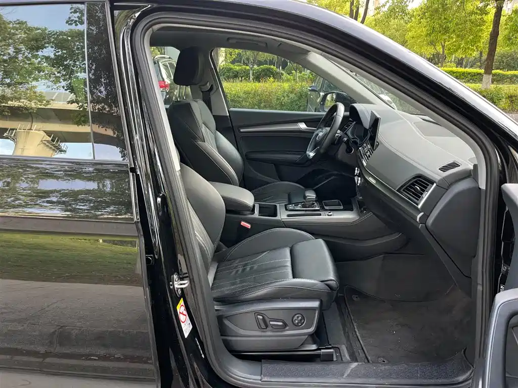 Audi Q5L 2022 40 TFSI Fashion Dynamic