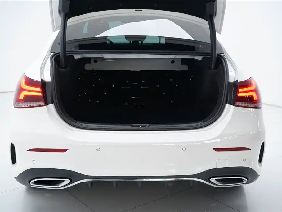 Mercedes-Benz A-Class 2022 Facelift A 200 L Sport Sedan Fashion Edition