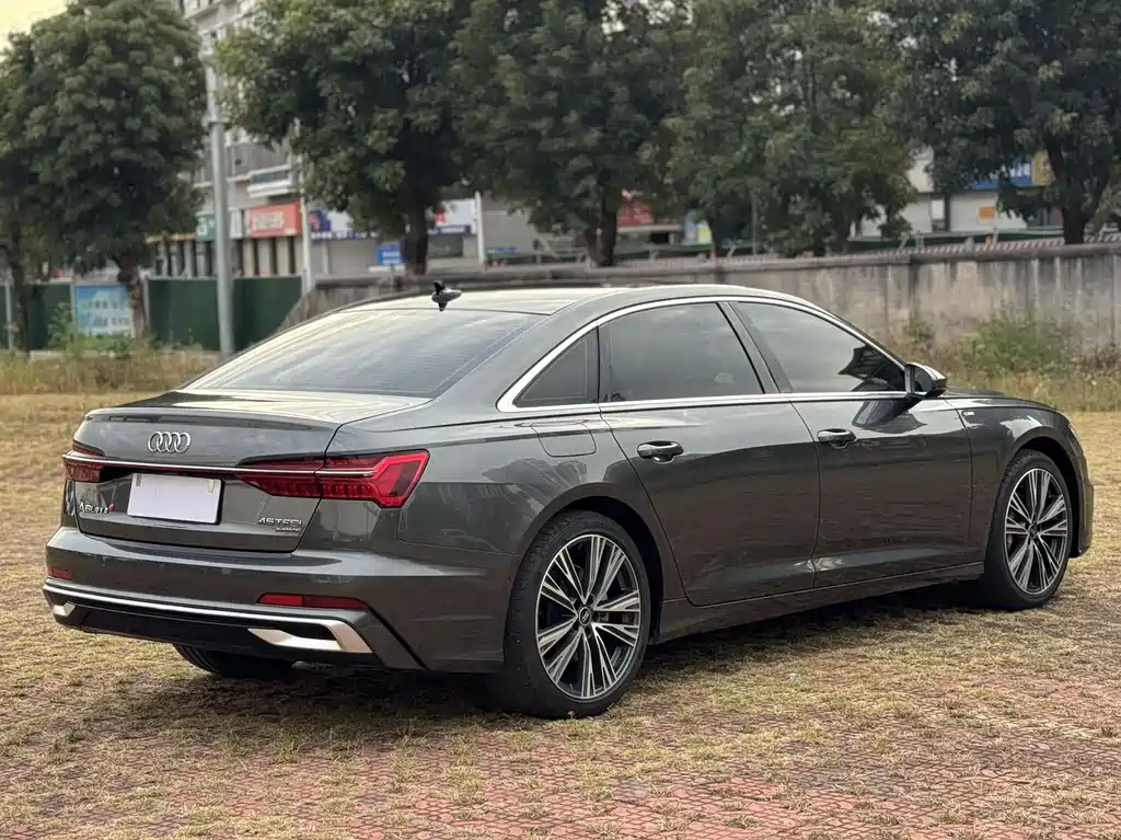Audi A6L 2024 45 TFSI quattro Select Dynamic Edition