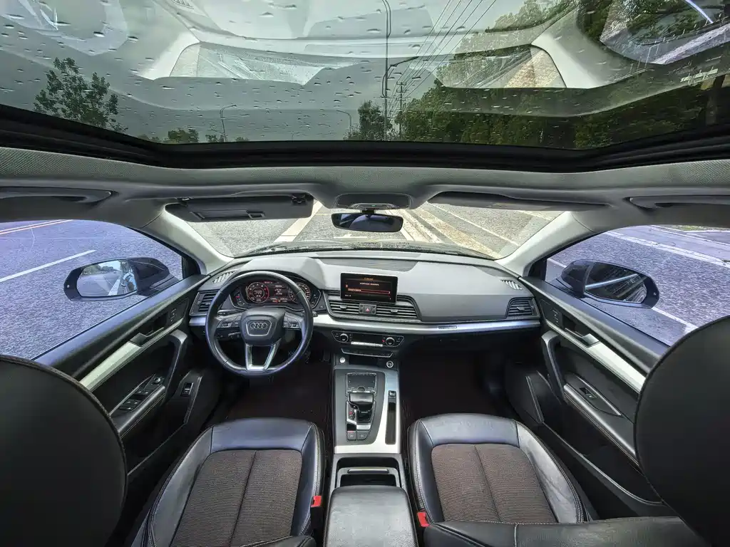 Audi Q5L 2018 40 TFSI Fashion Edition China VI