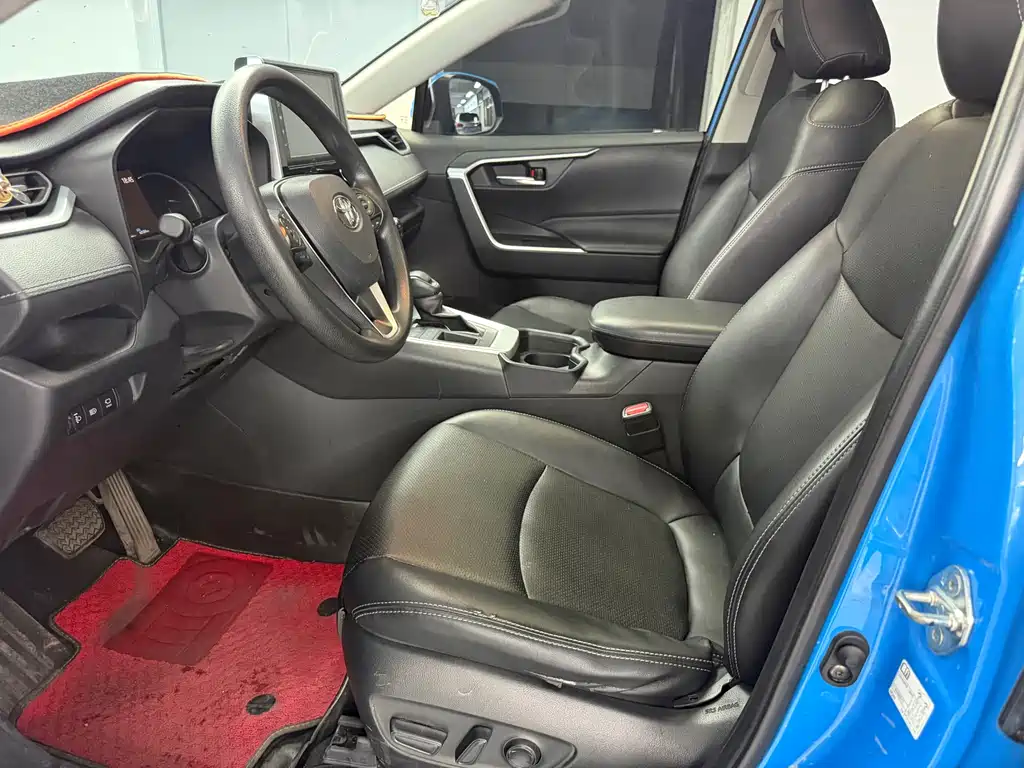Toyota RAV4 2020 2.0L CVT 2WD Fashion Edition