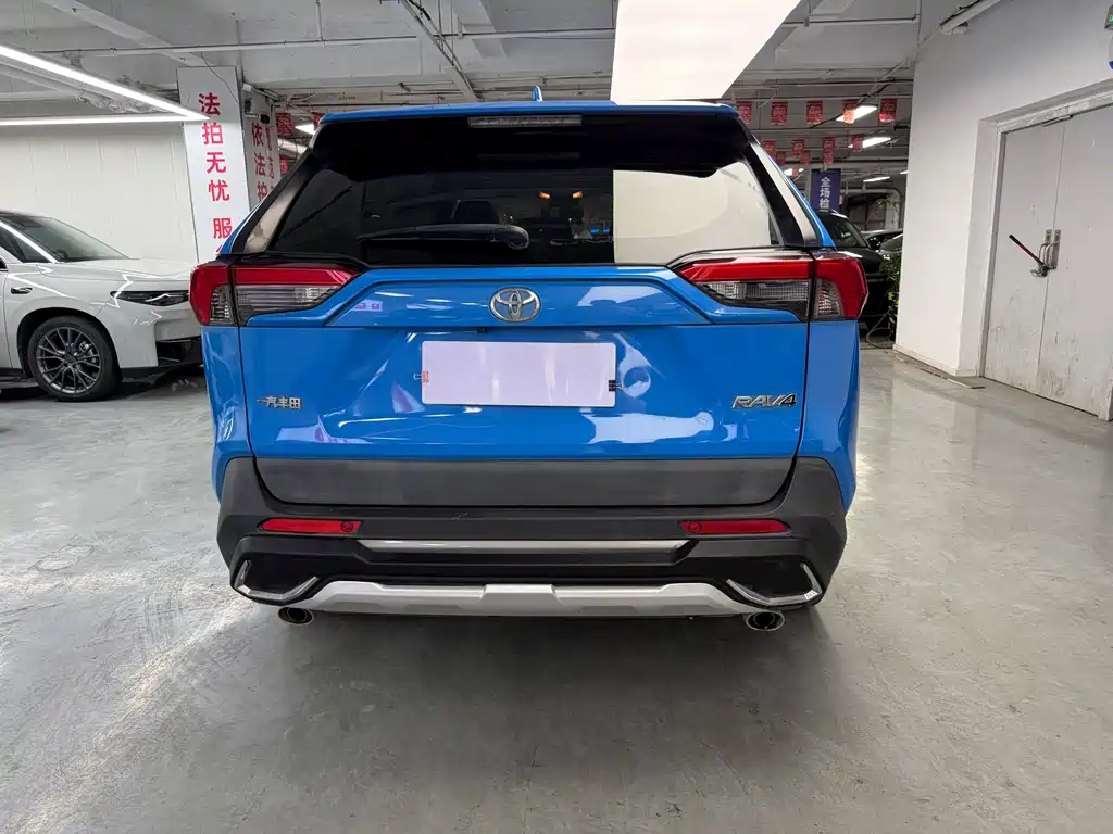 Toyota RAV4 2020 2.0L CVT 2WD Fashion Edition