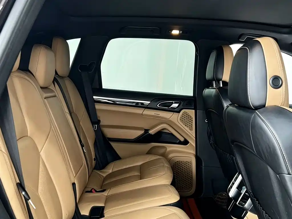 Porsche Cayenne 2015 3.0T