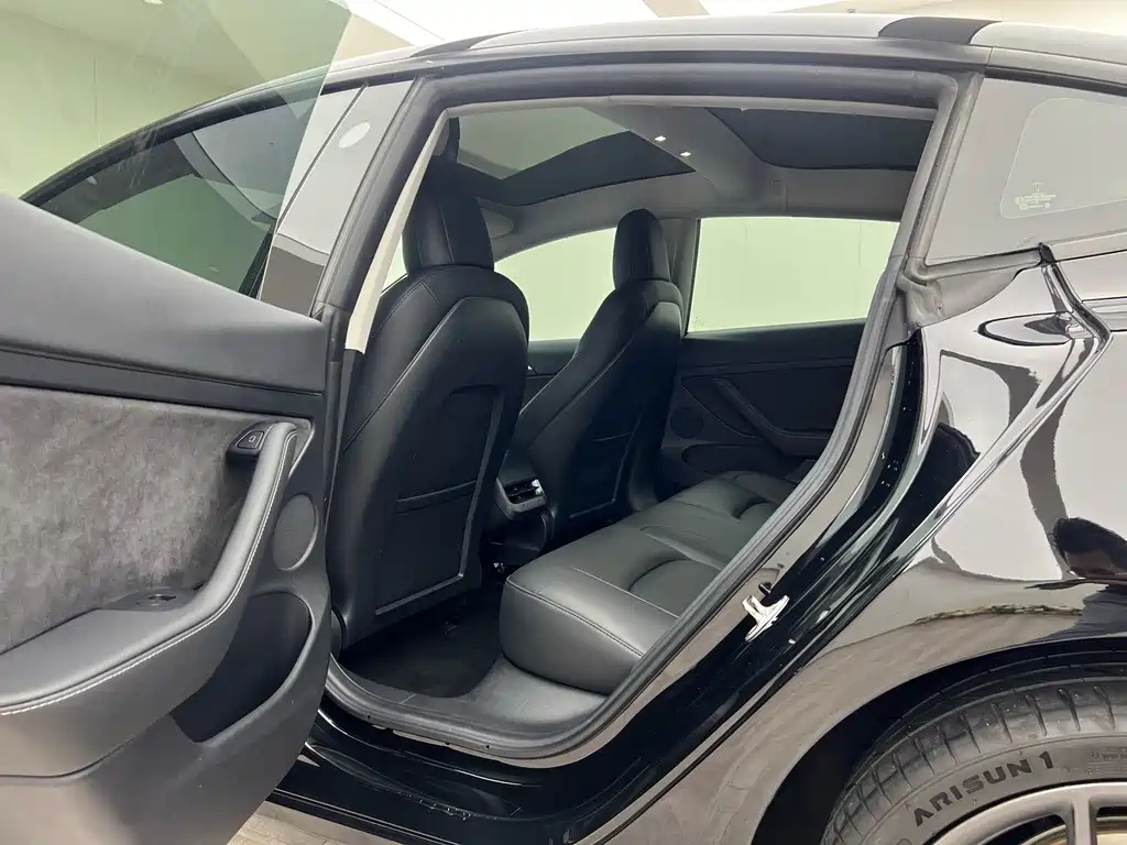 Model 3 2021 Performance AWD