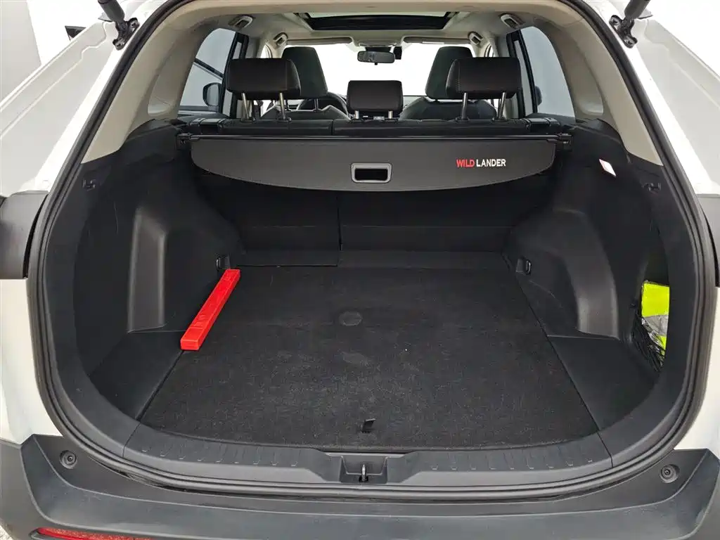 Toyota RAV4 2024 2.0L CVT FWD Style Plus Edition