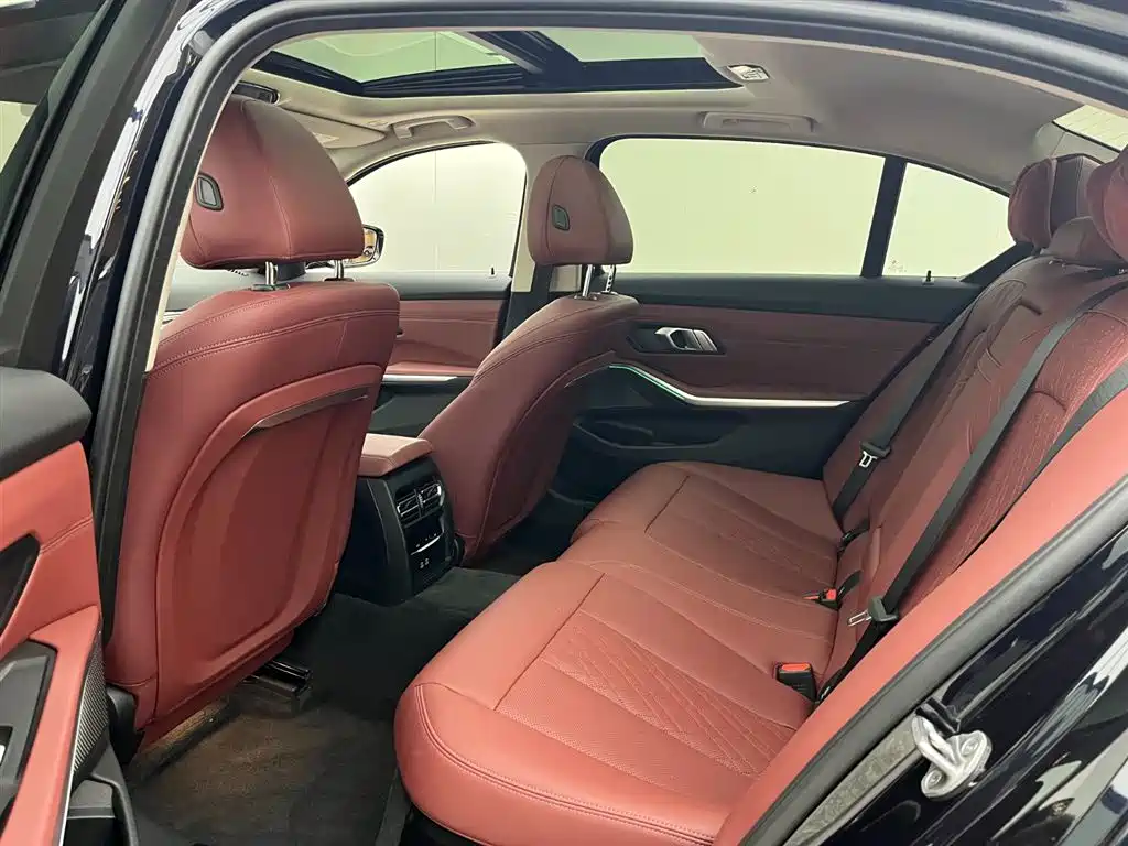 BMW 3 Series 2024 325Li M Sport Package
