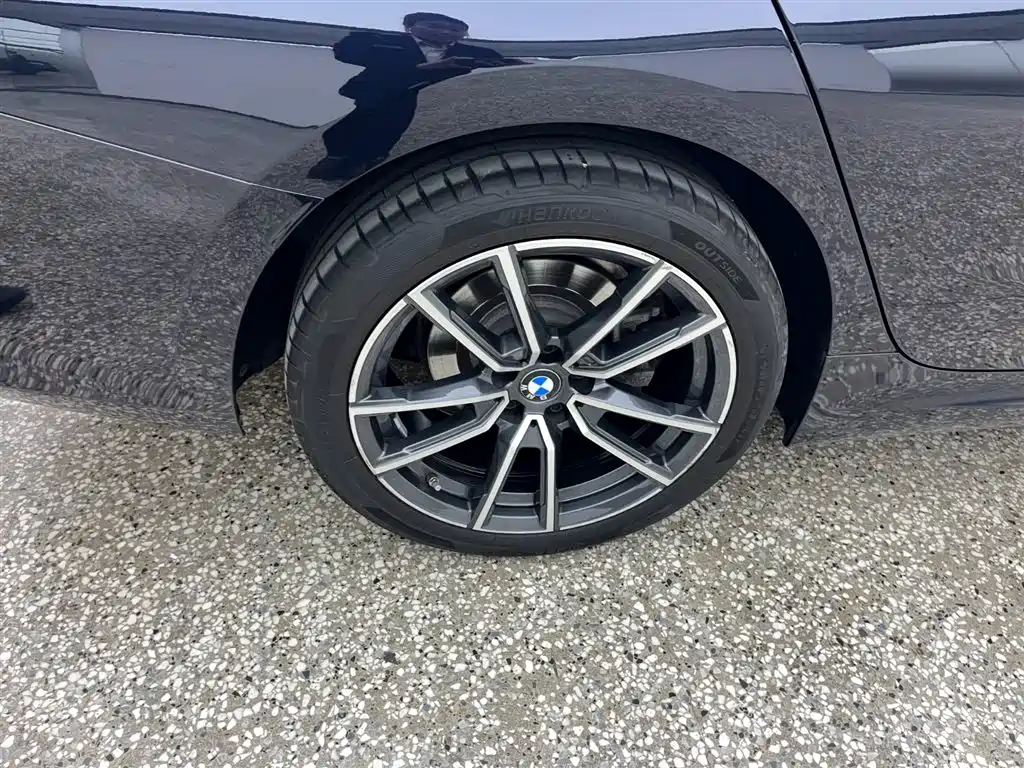 BMW 3 Series 2024 325Li M Sport Package