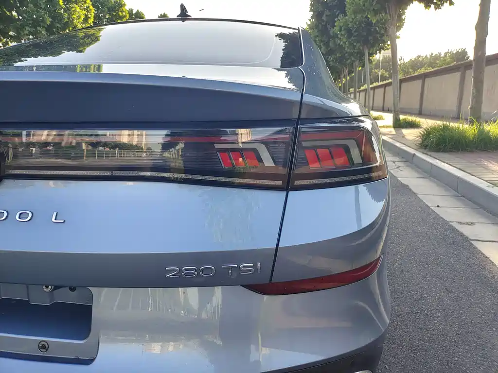 Volkswagen Lamando L 2022 280TSI DSG Xuanla Edition