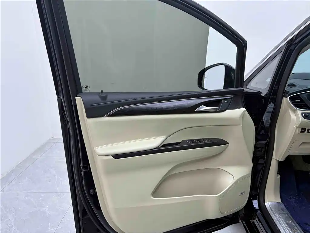 Buick GL8 2023 ES Land Business Class Smart Flagship Edition
