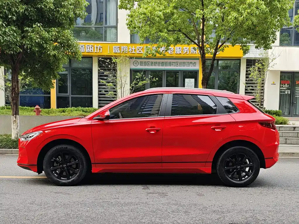 BYD e2 2020 Upgraded Long Range Luxury Edition