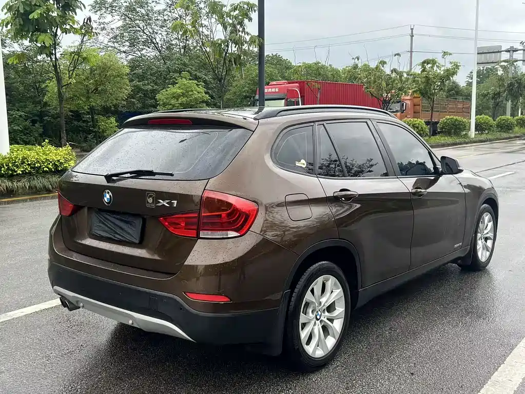 BMW X1 2014 sDrive18i Fashion Edition