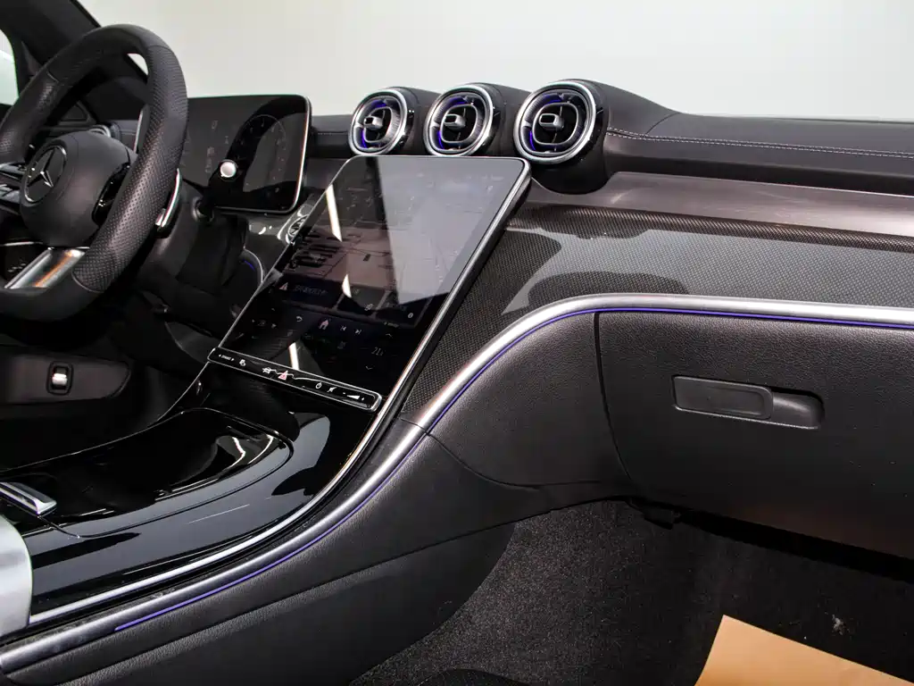 Mercedes-Benz C-Class 2025 C 260 L Sport