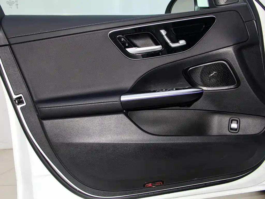 Mercedes-Benz C-Class 2025 C 260 L Sport