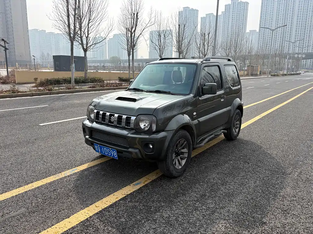 Suzuki Jimny 2015 1.3 AT JLX