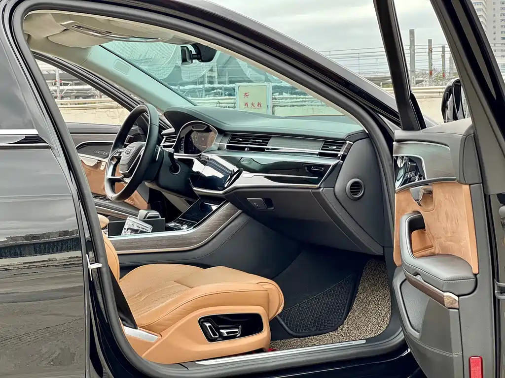 Audi A8L 55 TFSI quattro Prestige 2019