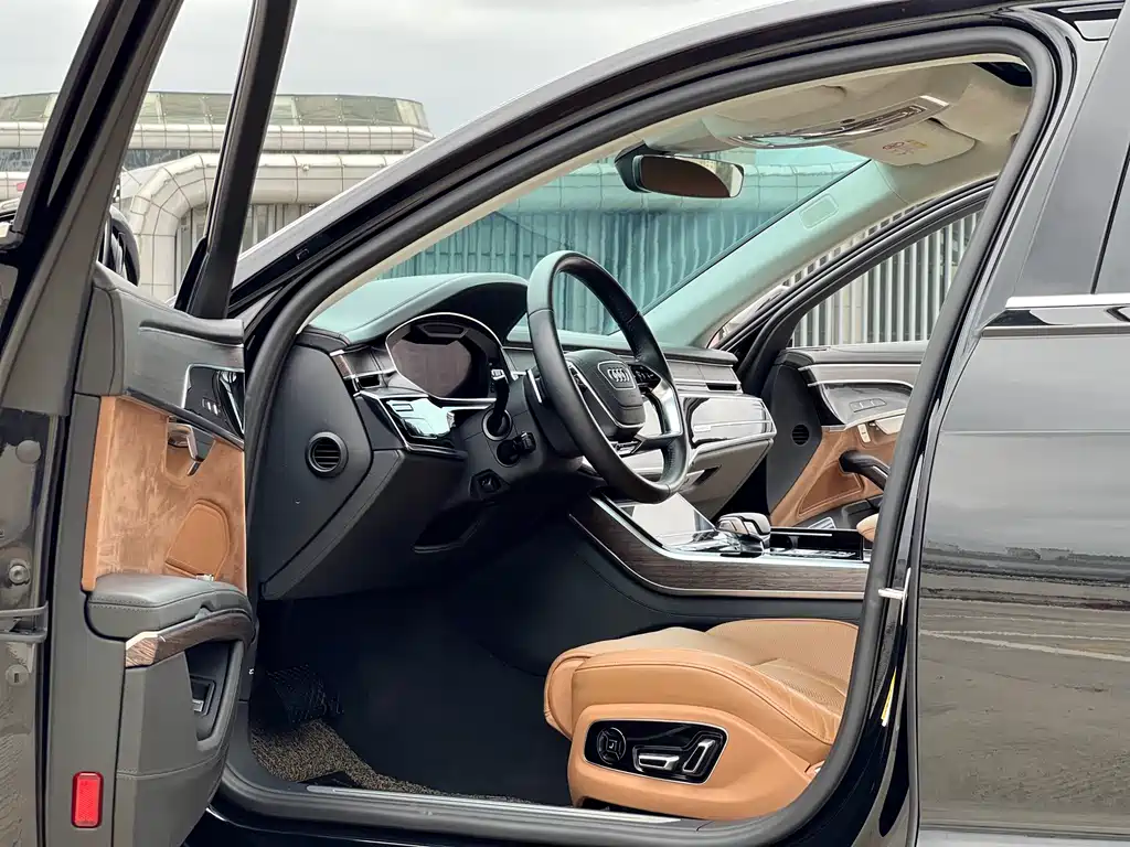 Audi A8L 55 TFSI quattro Prestige 2019