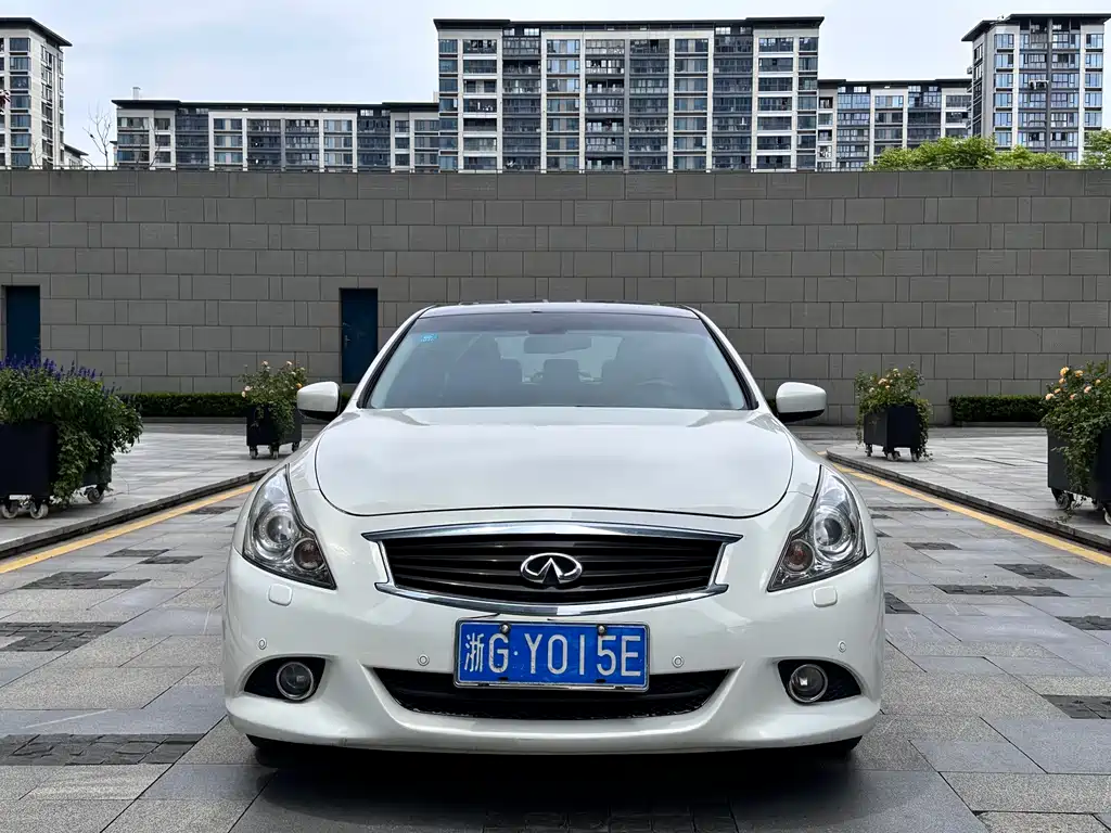 2013 Infiniti G25 Sedan Luxury Sport Edition