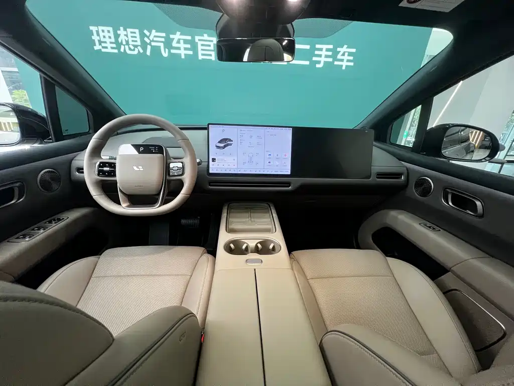 Li Auto i6 2025 AWD Standard Edition