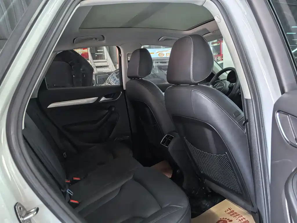 Audi Q3 2018 30th Anniversary Edition 30 TFSI Fashion Edition