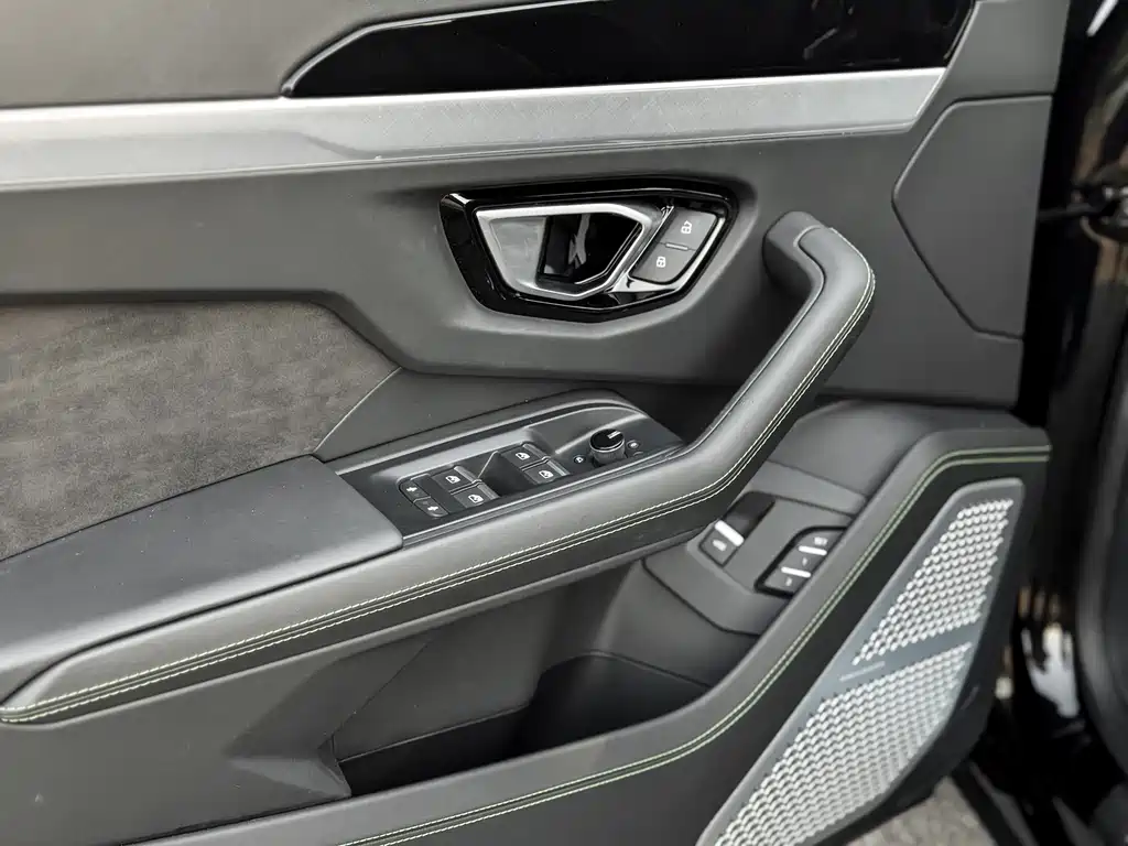 Lamborghini Urus 2018 4.0T V8