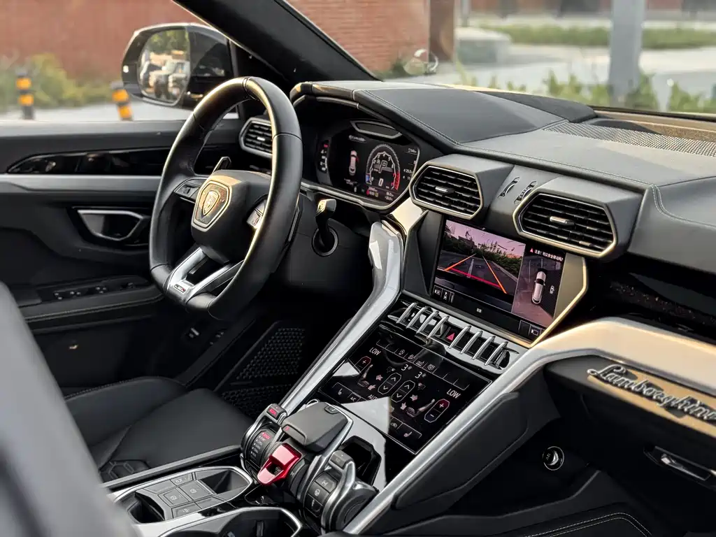 Lamborghini Urus 2018 4.0T V8