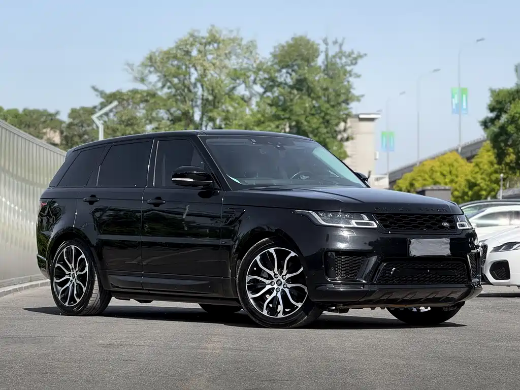 Range Rover Sport 2021 3.0 L6 Gloss Black Edition