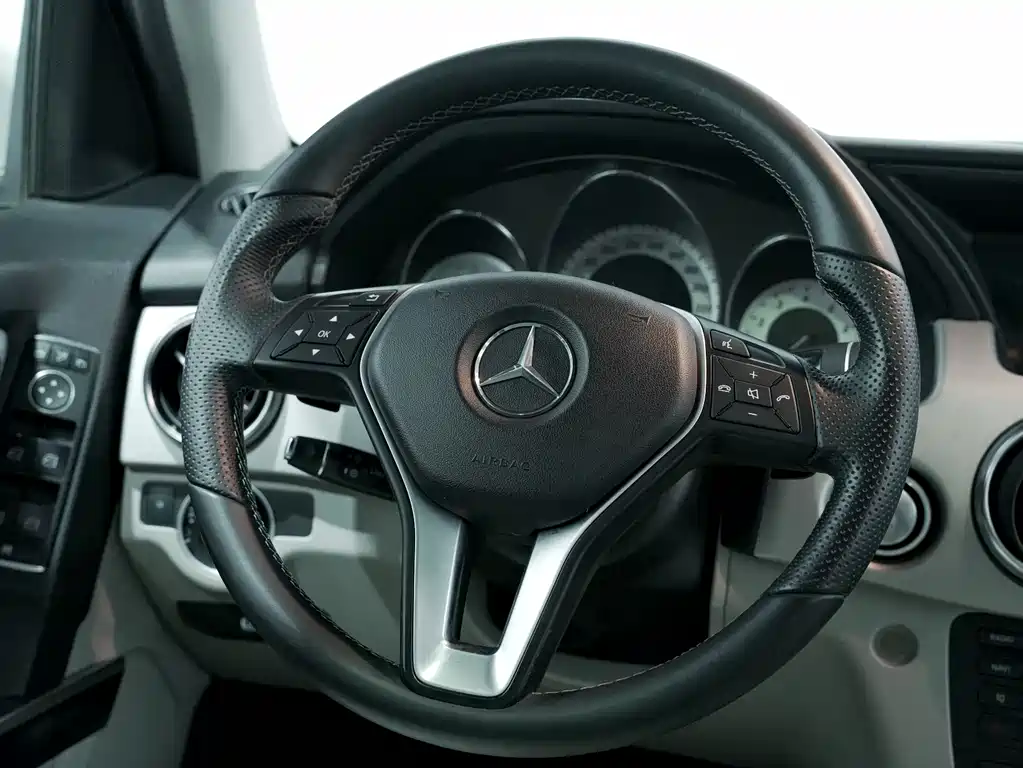 Mercedes-Benz GLK-Class 2013 Facelift GLK 300 4MATIC Fashion Edition