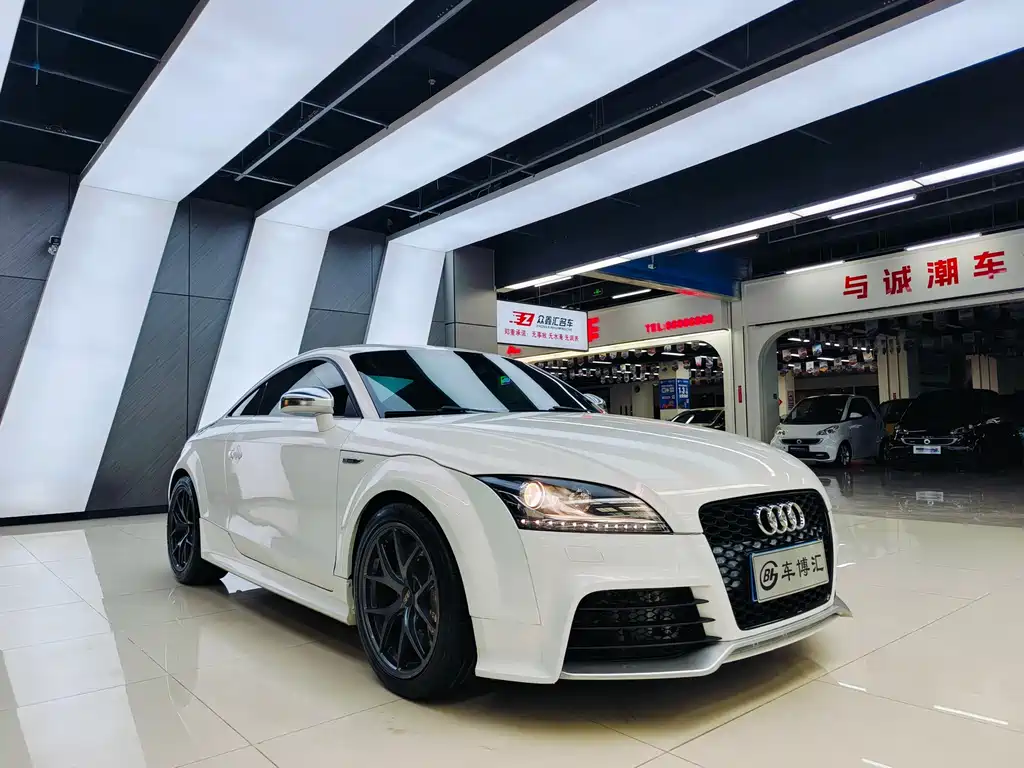 Audi TT 2011 Coupe 2.0 TFSI