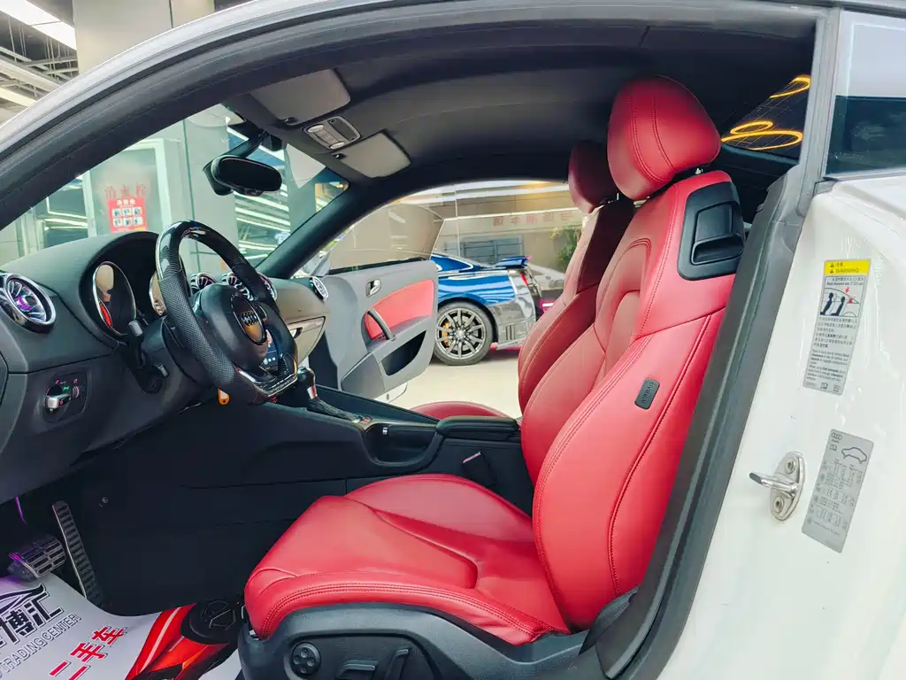 Audi TT 2011 Coupe 2.0 TFSI
