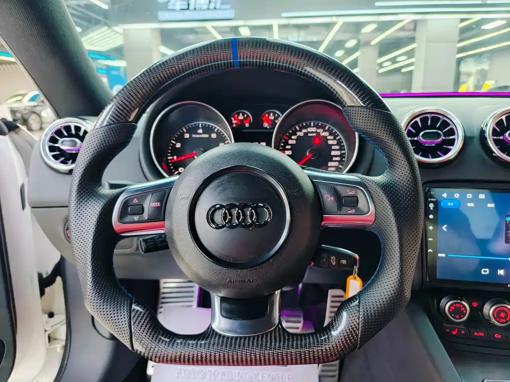 Audi TT 2011 Coupe 2.0 TFSI