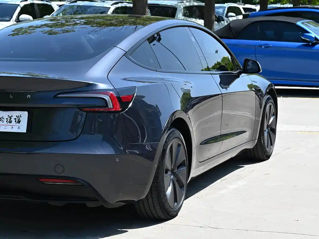 Tesla Model 3 2023 Rear-Wheel Drive
