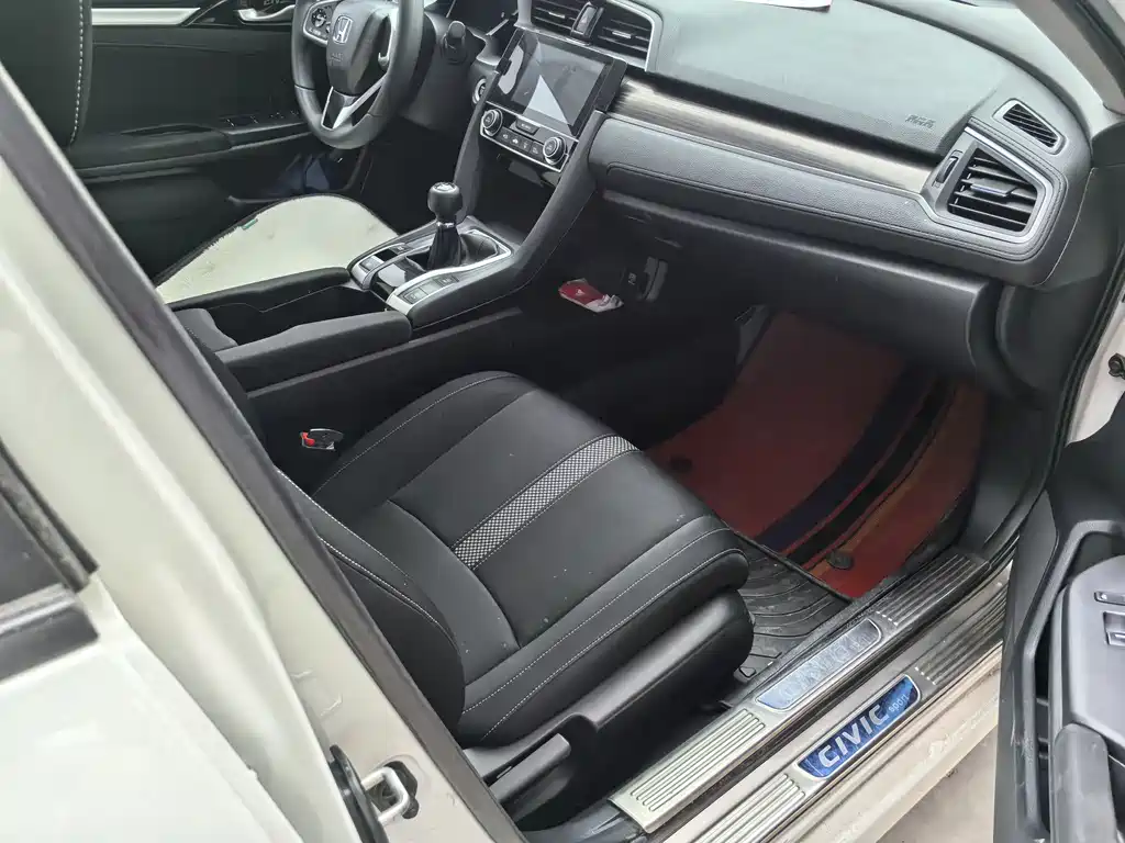 Honda Civic 2019 220TURBO Manual Sport Edition China VI