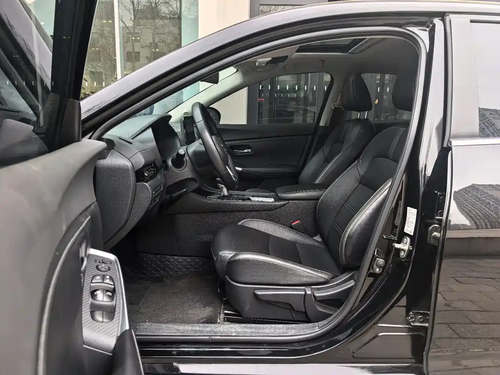 Nissan Sylphy 2022 1.6L XL CVT