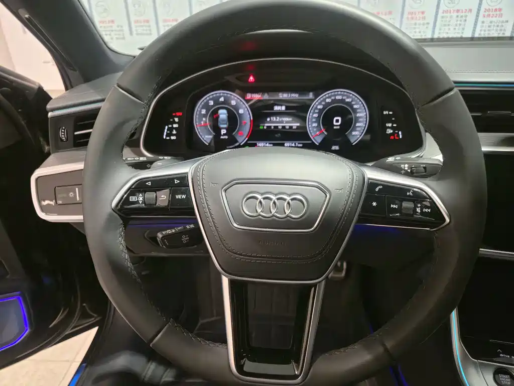 Audi A6L 2025 45 TFSI quattro Select Dynamic Edition