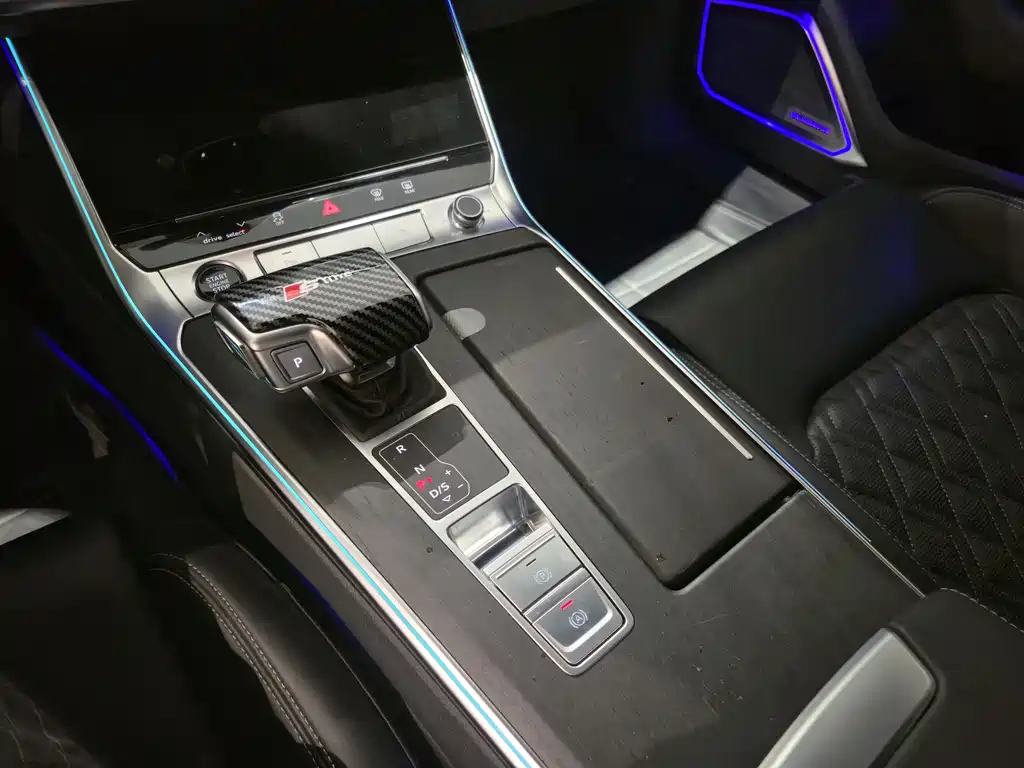 Audi A6L 2025 45 TFSI quattro Select Dynamic Edition