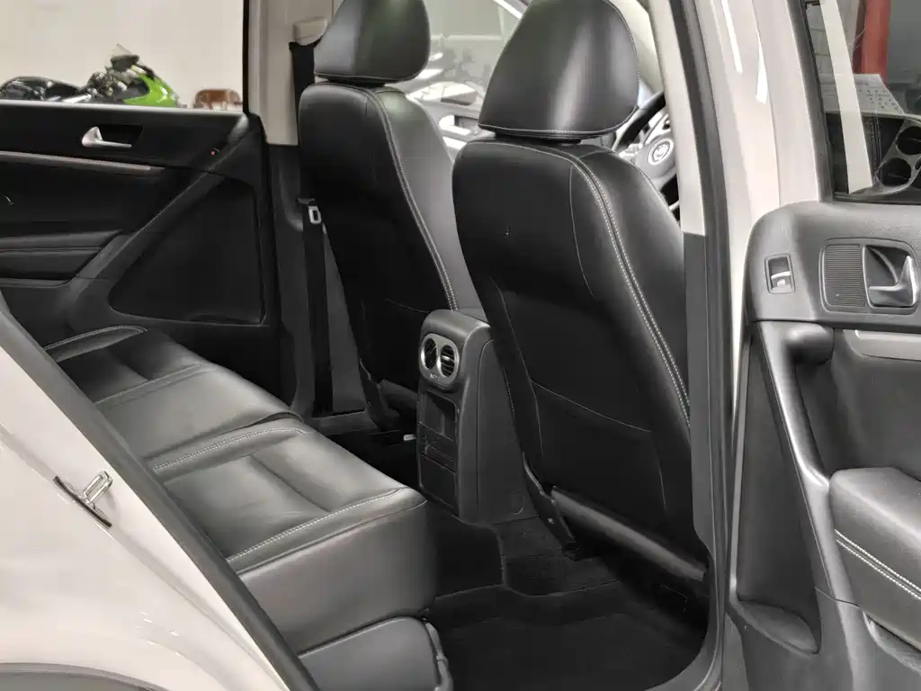 Volkswagen Tiguan 2017 300TSI Automatic FWD Silk Road Fashion Edition