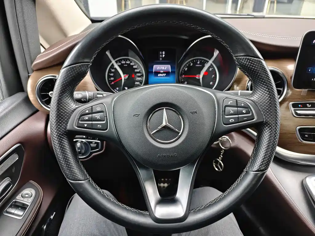 Mercedes-Benz V-Class 2021 V 260 L Long Wheelbase Luxury Edition