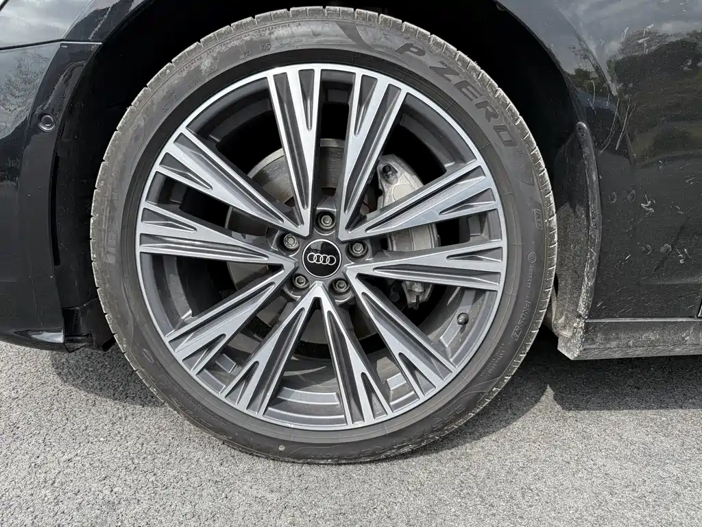 Audi A6L 2023 45 TFSI quattro Zhenxuan Dynamic Trim