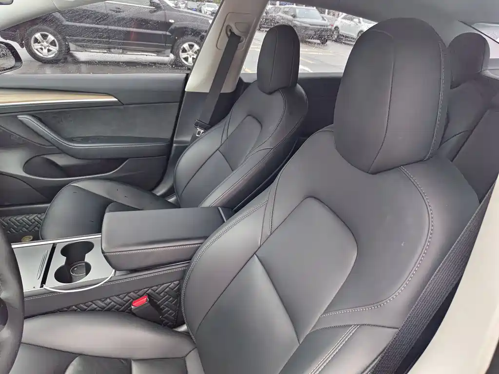 Model 3 2022 Rear-Wheel Drive