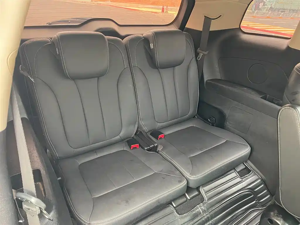 BYD Song MAX 2021 Upgraded Edition 1.5T Automatic Luxury 7-Seater