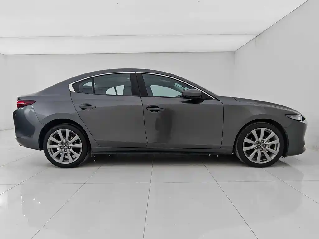 Mazda 3 Axela 2022 2.0L Automatic Zhiyao Edition