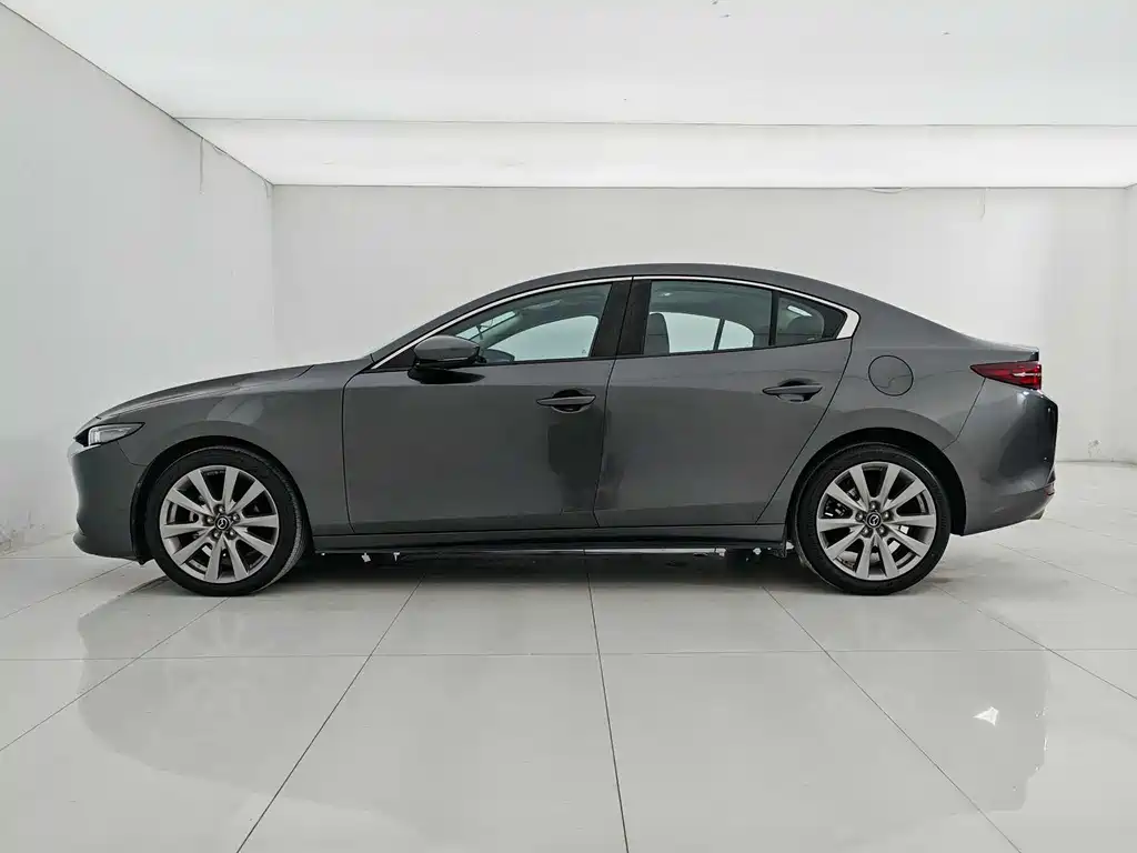 Mazda 3 Axela 2022 2.0L Automatic Zhiyao Edition