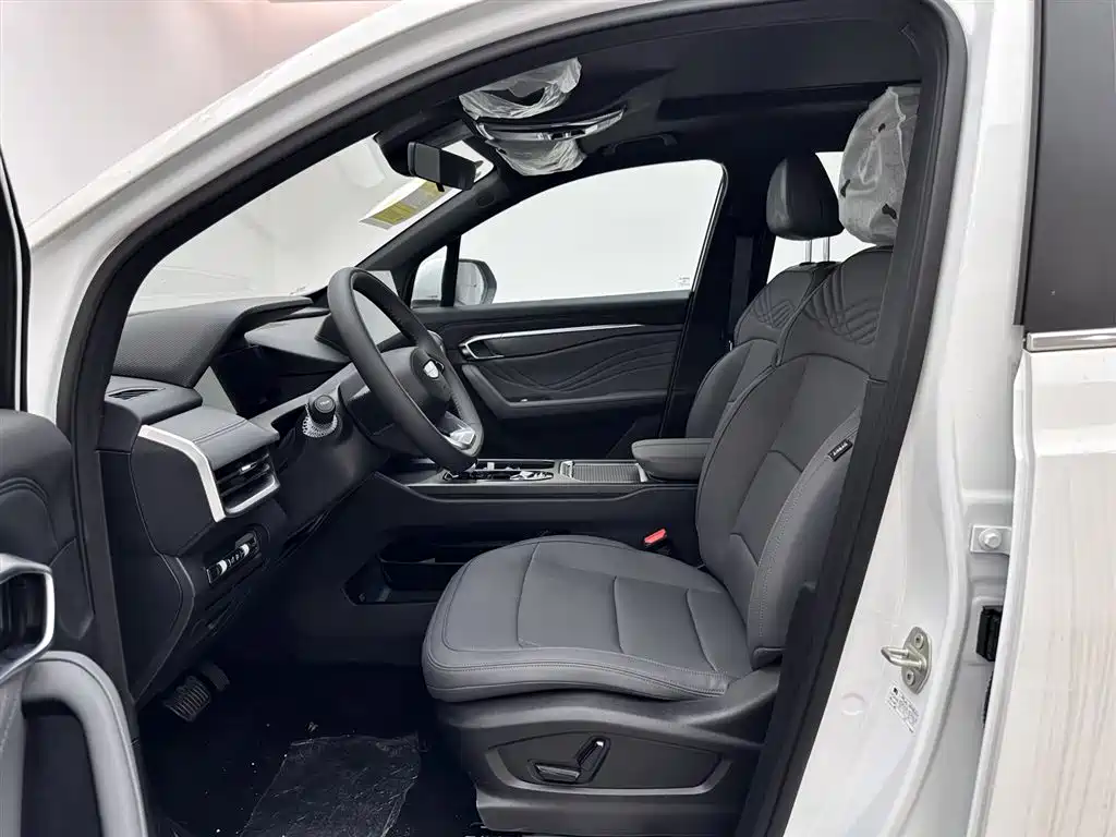 Geely Haoyue L 2026 1.5TD DCT Xingfu 5-Seater