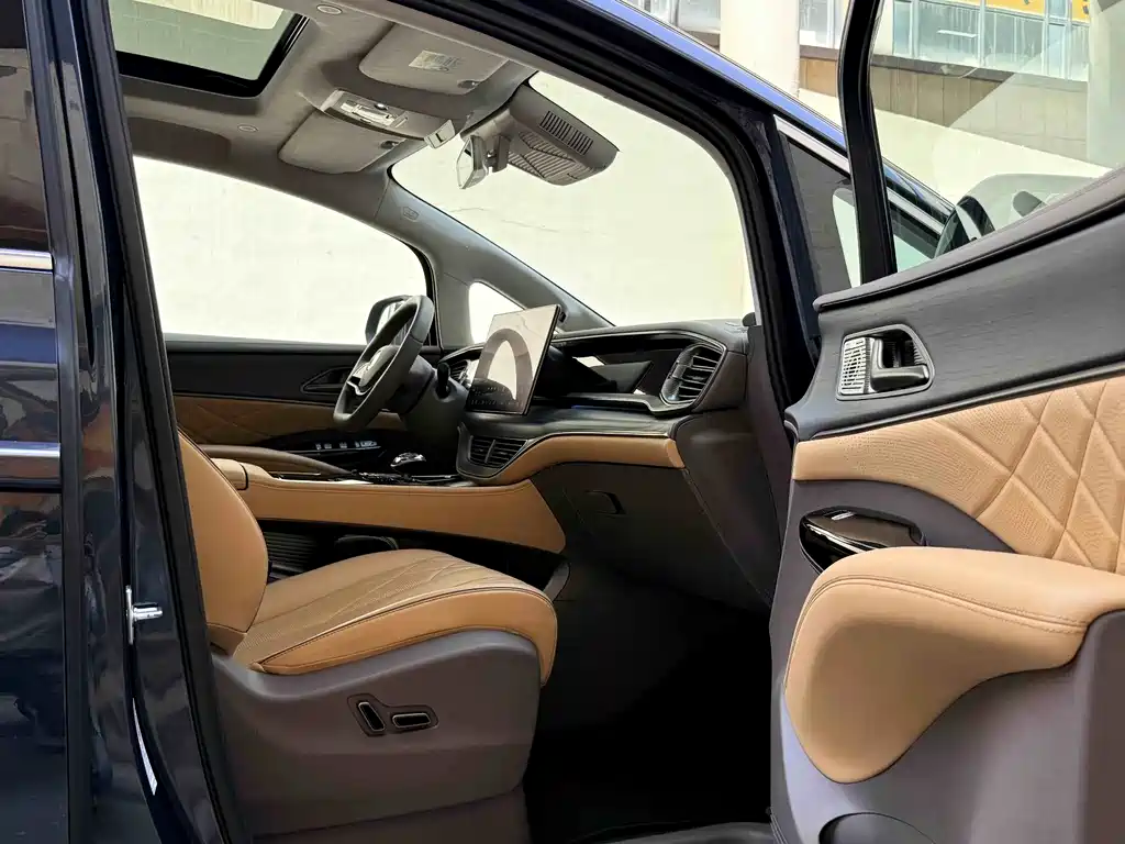 Denza D9 2022 DM-i 970 AWD Flagship