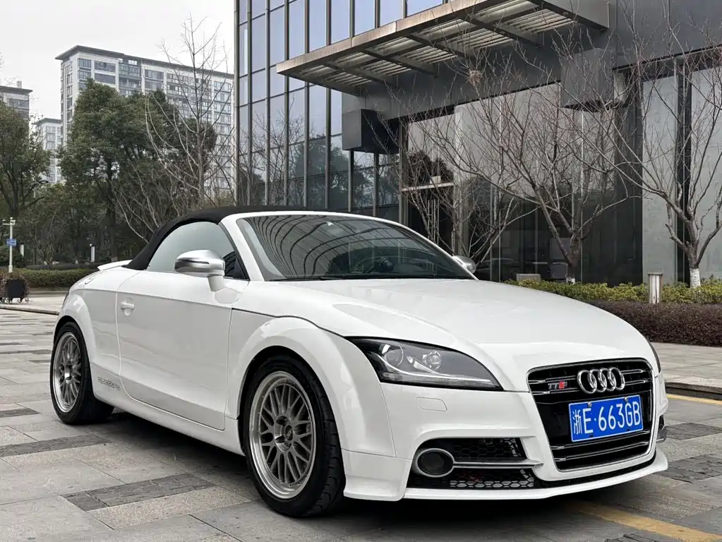 Audi TTS 2011 TTS Roadster 2.0TFSI quattro