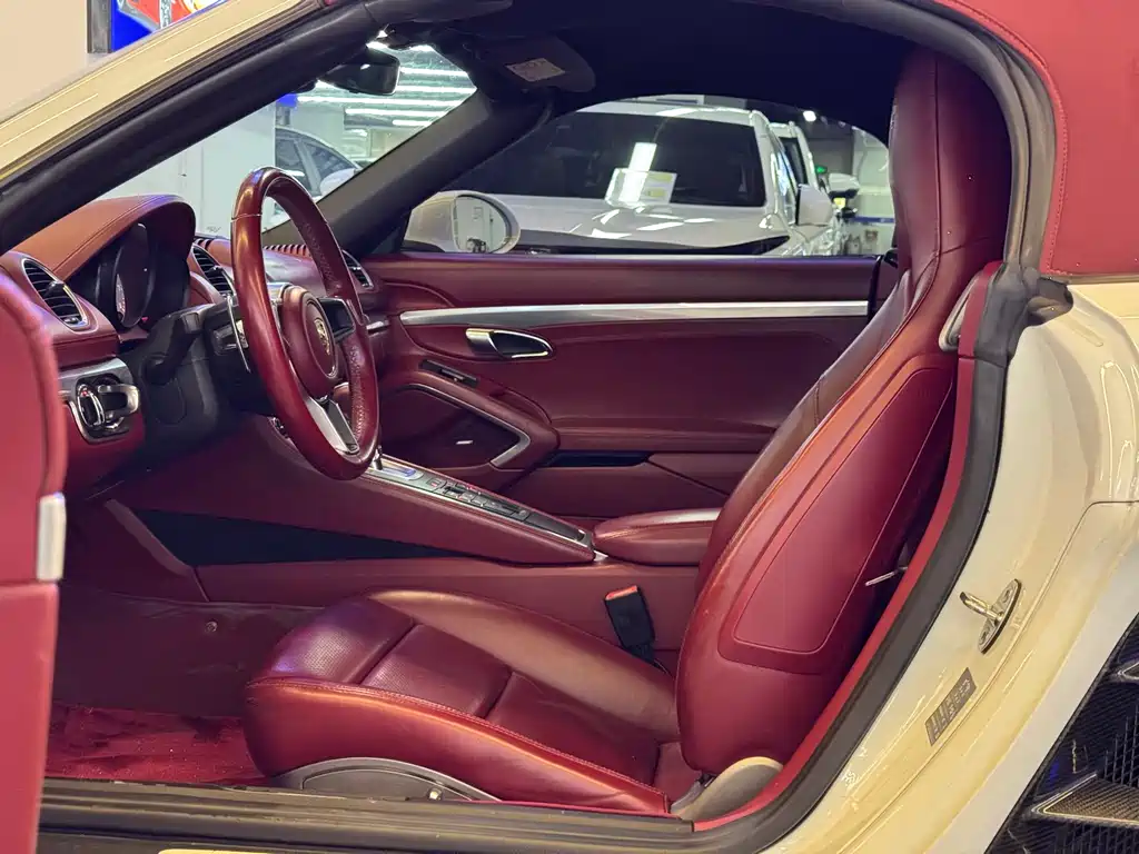 Porsche 718 Boxster 2.0T