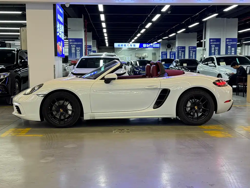 Porsche 718 Boxster 2.0T