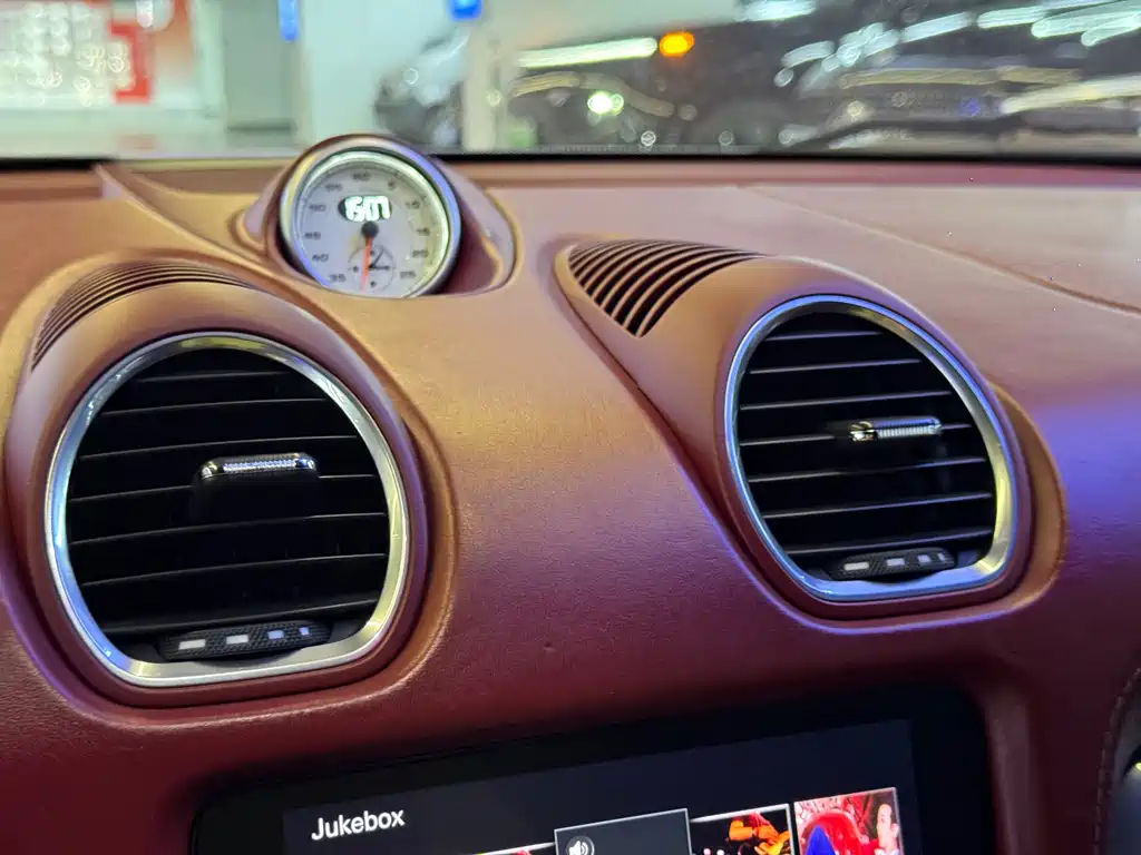 Porsche 718 Boxster 2.0T