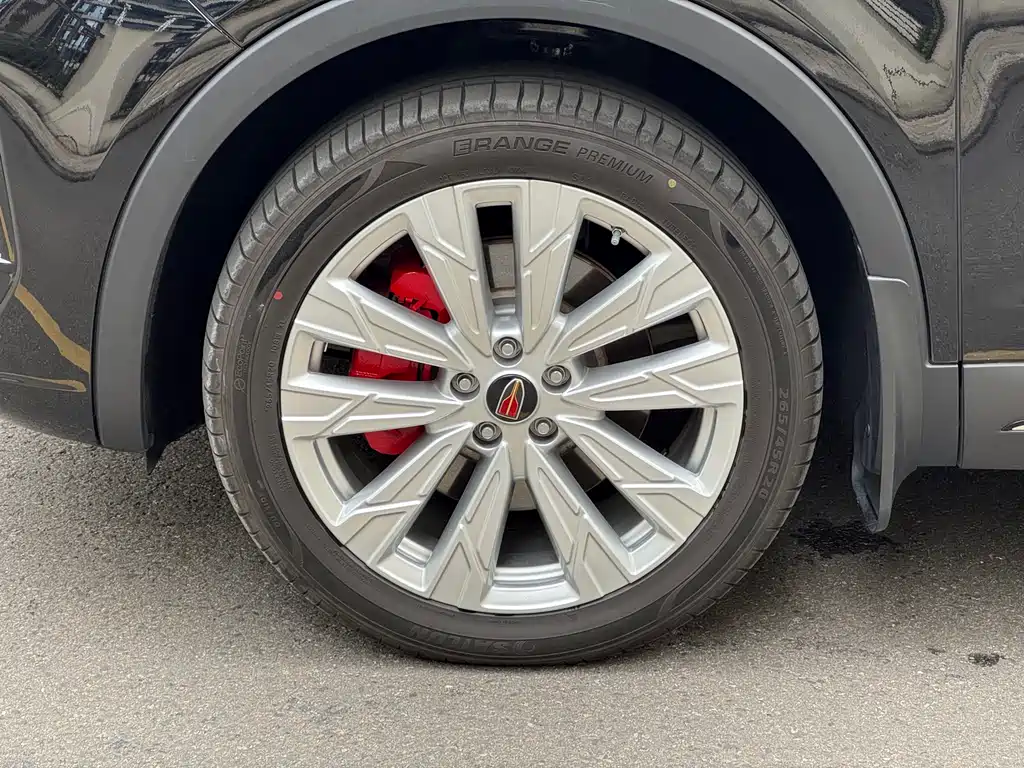 Hongqi HS5 2025 2.0T AWD Qi Xiang Pro Edition