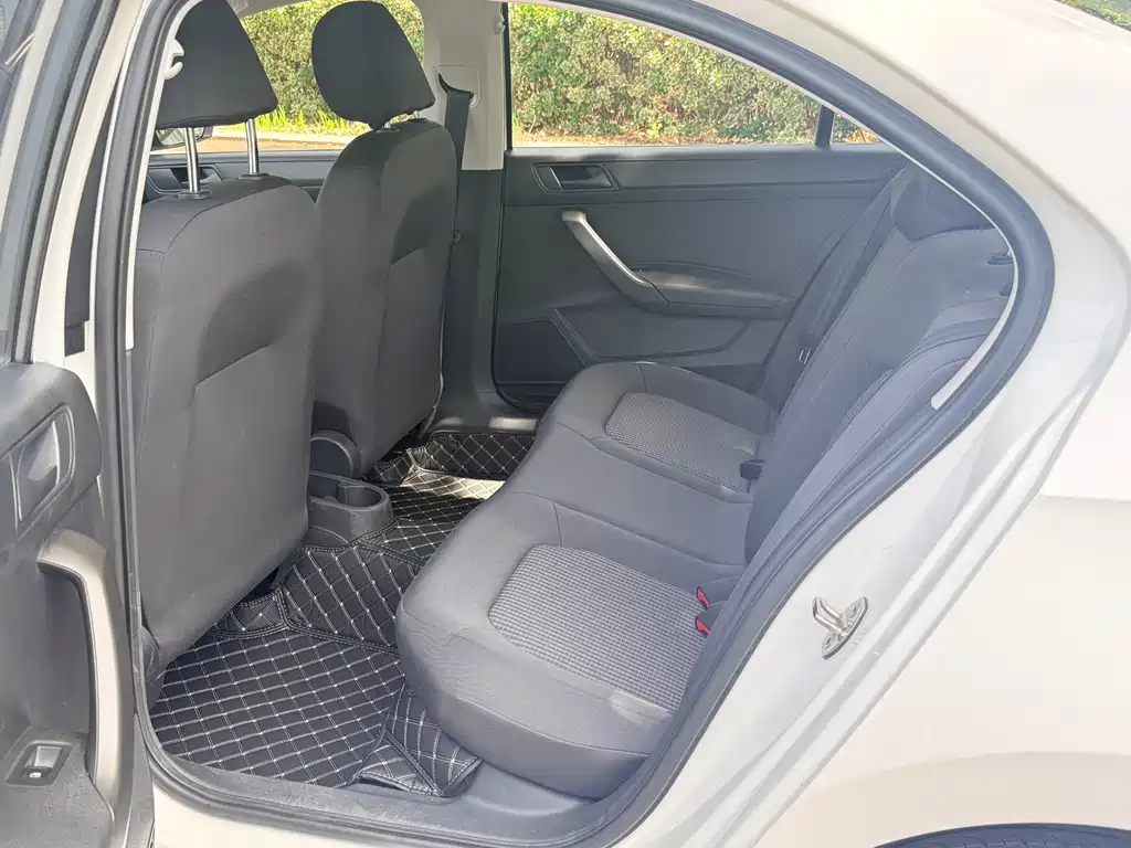 Santana 2016 1.6L Manual Fengshang Edition